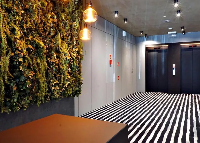 Port Restauracja Silownia Dwa Baseny Oli&joly * Колобжег